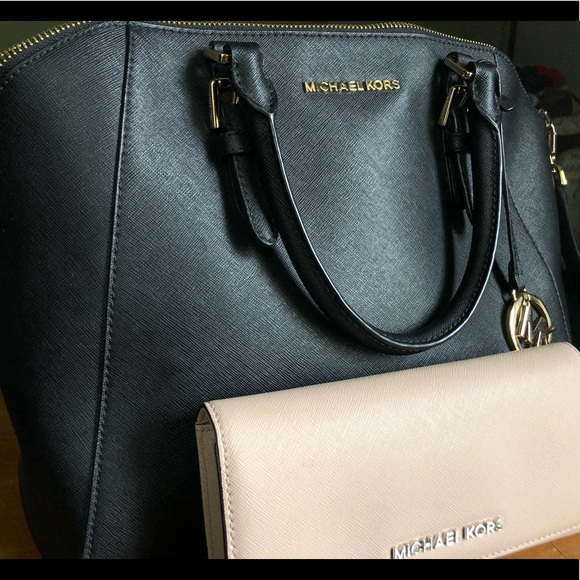 Michael Kors Purse and Wallet - Picture 7 of 7